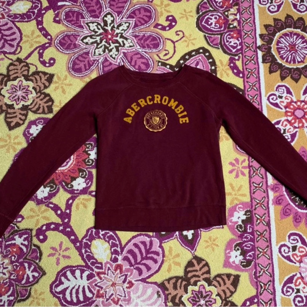 Cozy Vintage 2000’s Maroon Abercrombie Cozy Sweatshirt